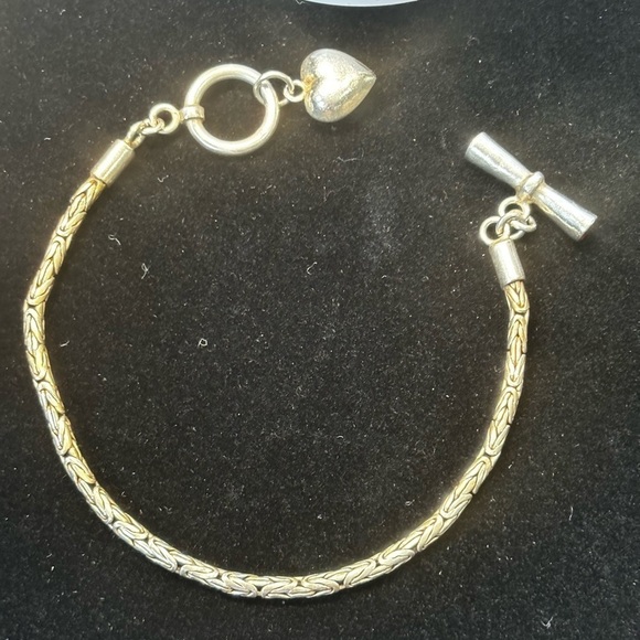 Sterling Silver 3mm Round Byzantine Puffy Heart Garnet Toggle 925 Bracelet 7" - Picture 3 of 7